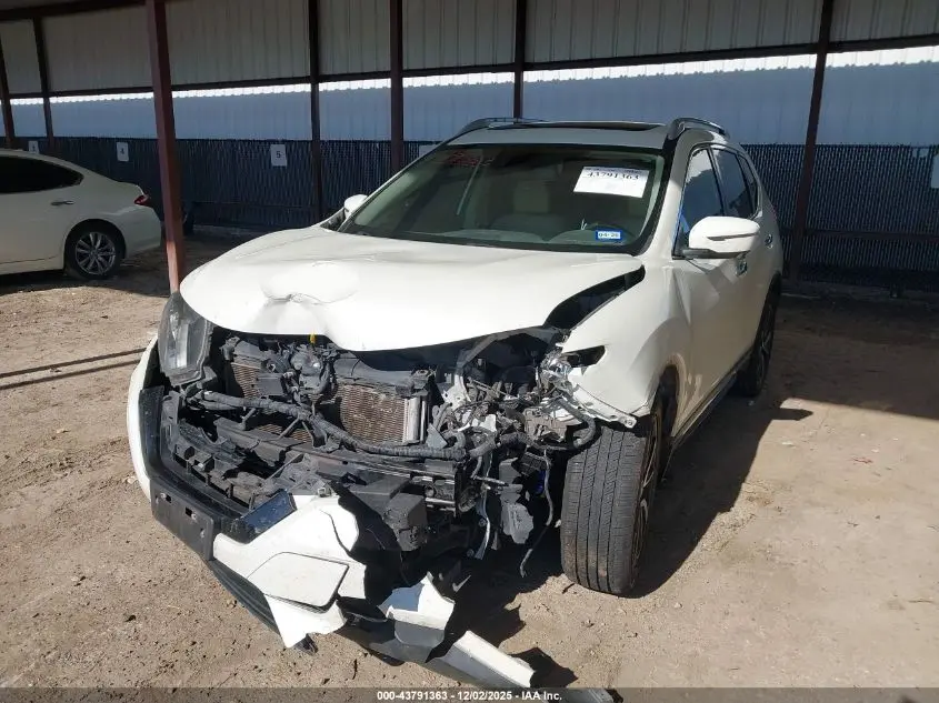 2019 NISSAN ROGUE SL