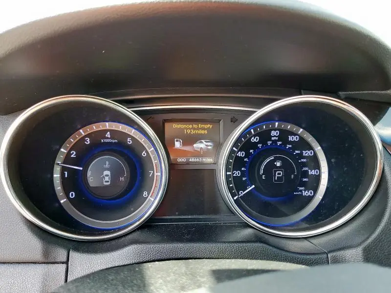 2014 HYUNDAI SONATA SE  