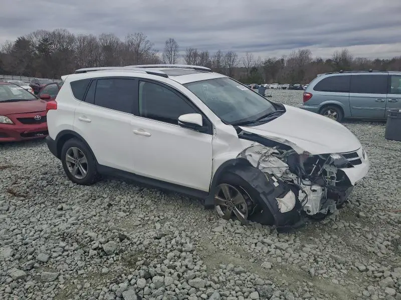 2015 TOYOTA RAV4 XLE  