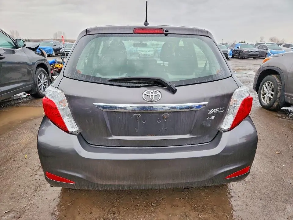 2012 TOYOTA YARIS 5-DOOR L  