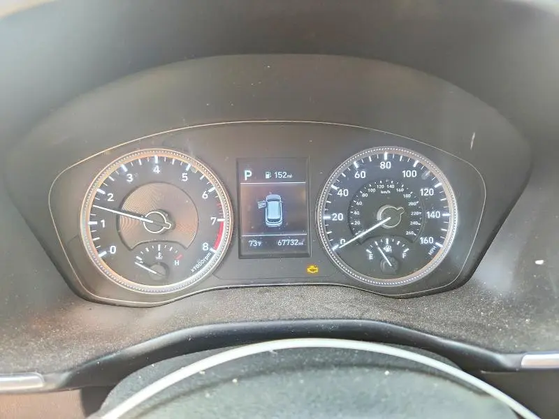 2020 HYUNDAI SANTA FE SE  