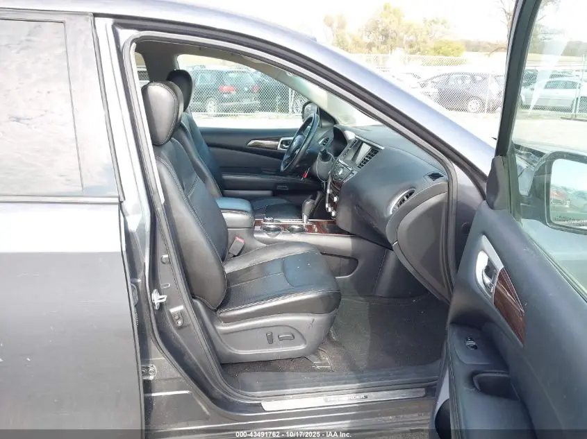 2013 NISSAN PATHFINDER PLATINUM