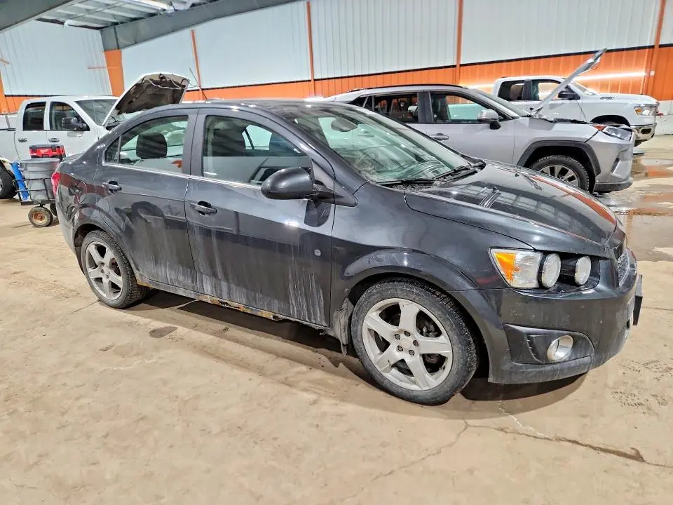 2016 CHEVROLET SONIC LT  