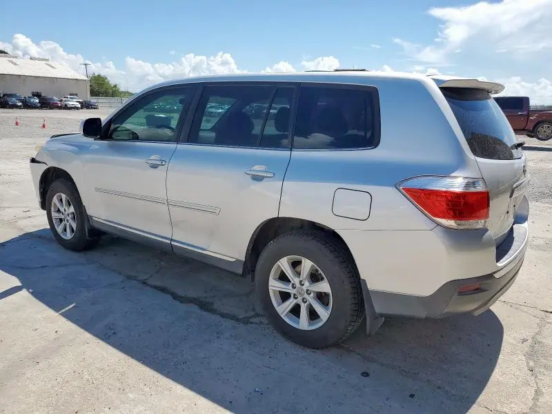 2013 TOYOTA HIGHLANDER BASE  