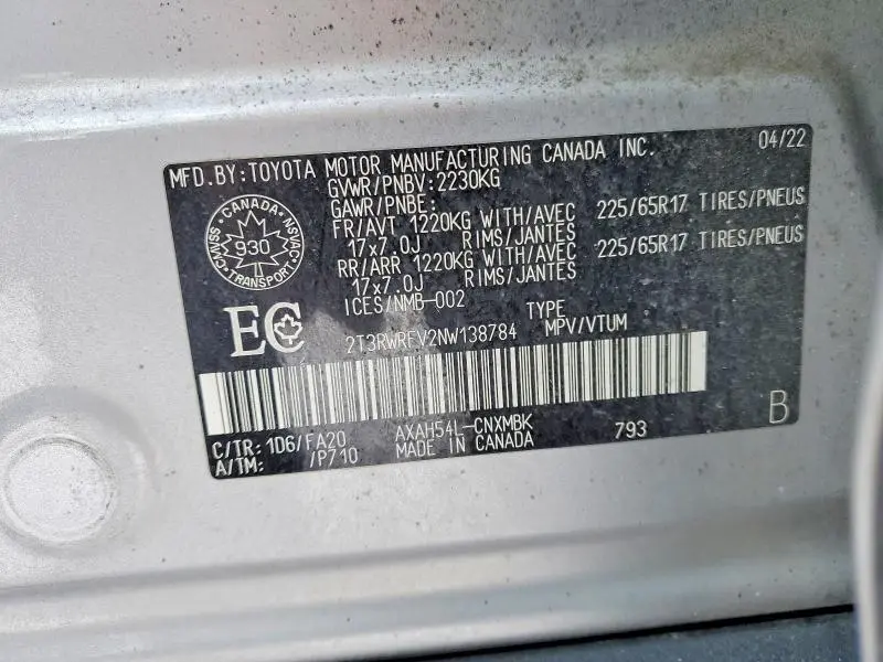 2022 TOYOTA RAV4 XLE  