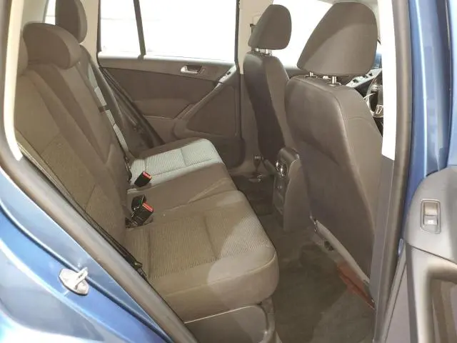 2017 VOLKSWAGEN TIGUAN S