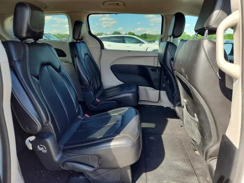 2021 CHRYSLER VOYAGER LXI  