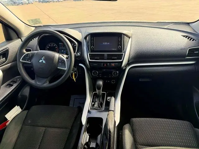 2019 MITSUBISHI ECLIPSE CROSS ES  