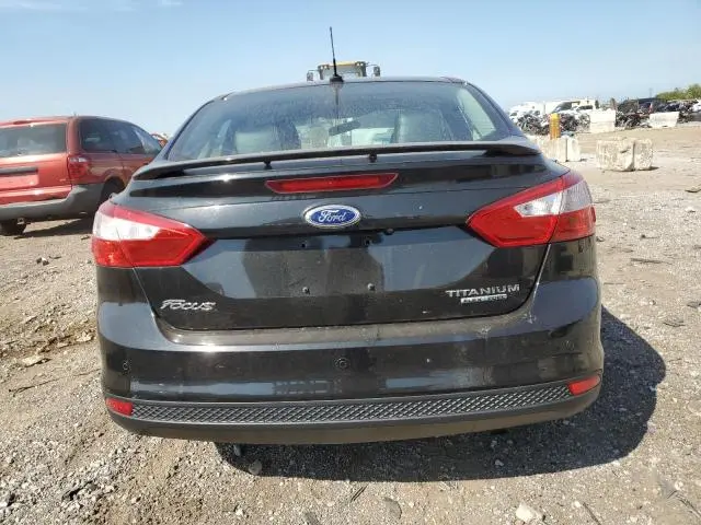 2014 FORD FOCUS TITANIUM  