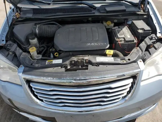 2013 CHRYSLER TOWN & COUNTRY TOURING  