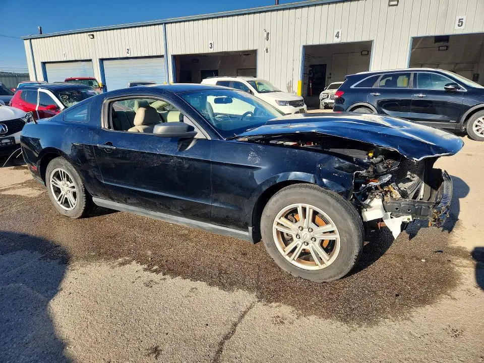 2011 FORD MUSTANG   