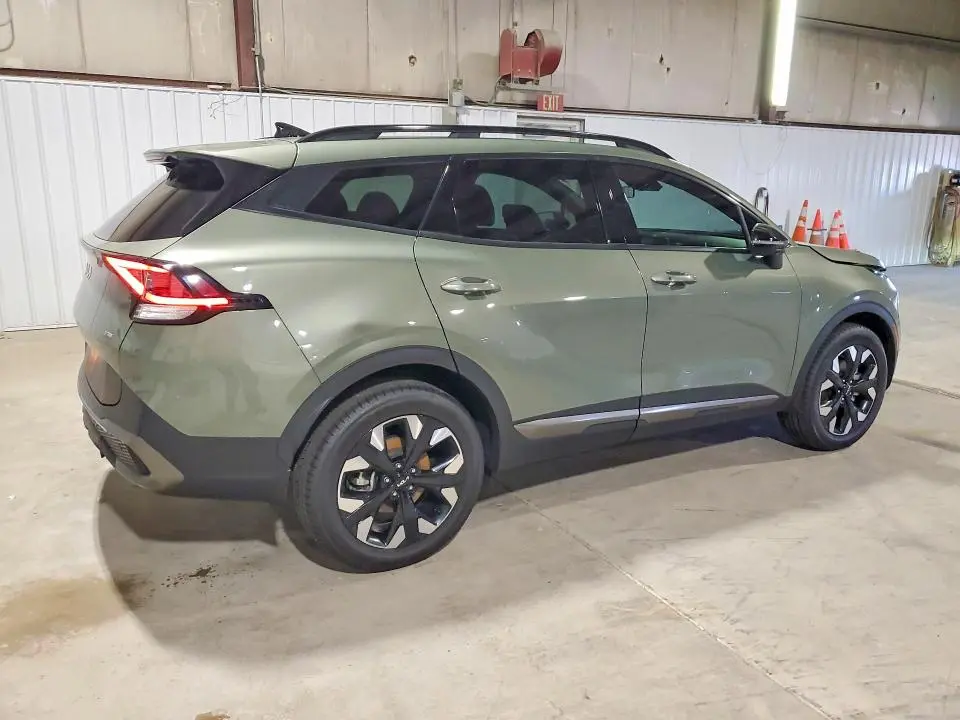 2023 KIA SPORTAGE X-LINE  