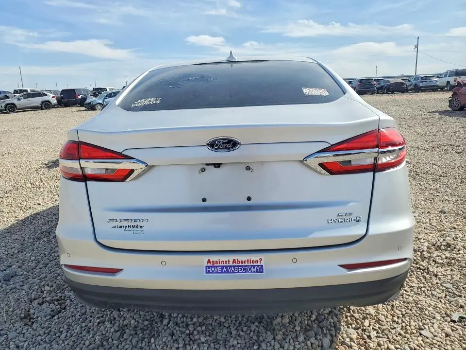 2019 FORD FUSION SE  
