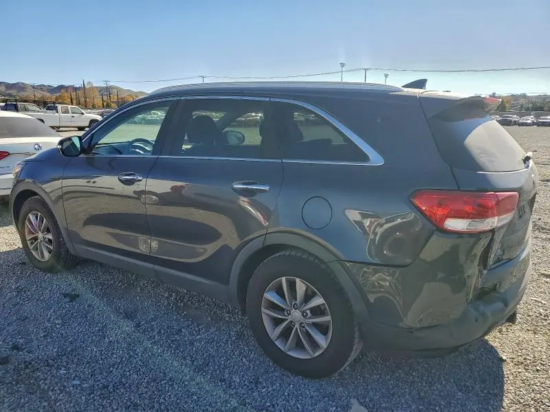 2018 KIA SORENTO LX  