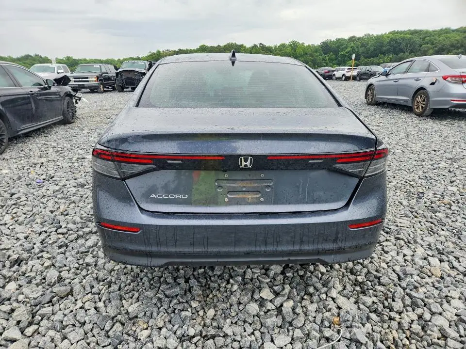 2024 HONDA ACCORD LX  
