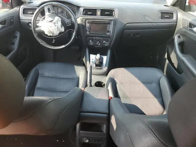 2012 VOLKSWAGEN JETTA SE  