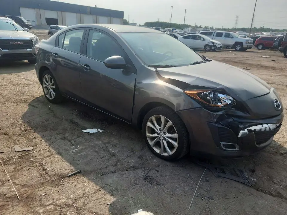 2010 MAZDA 3 S  