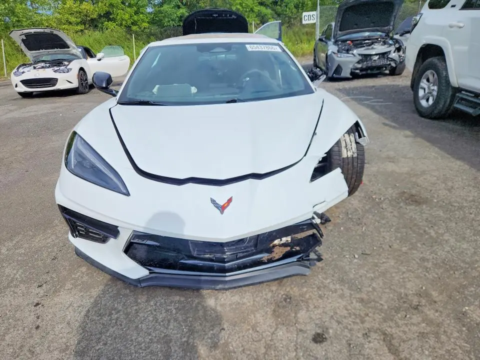 2024 CHEVROLET CORVETTE STINGRAY 2LT  