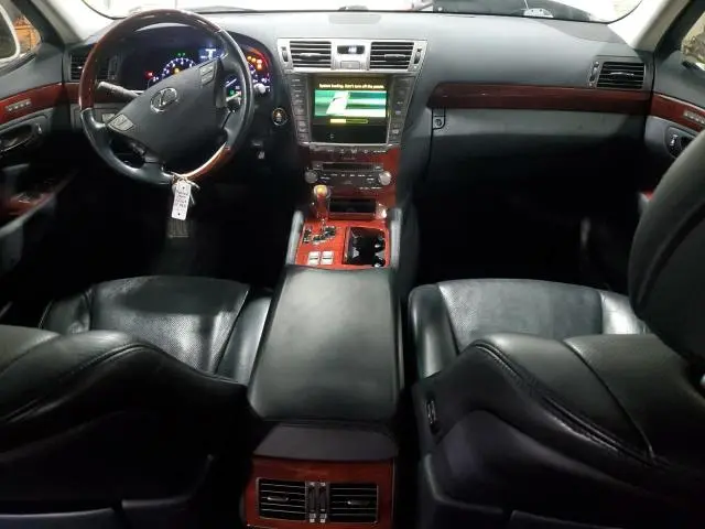 2010 LEXUS LS 460L  