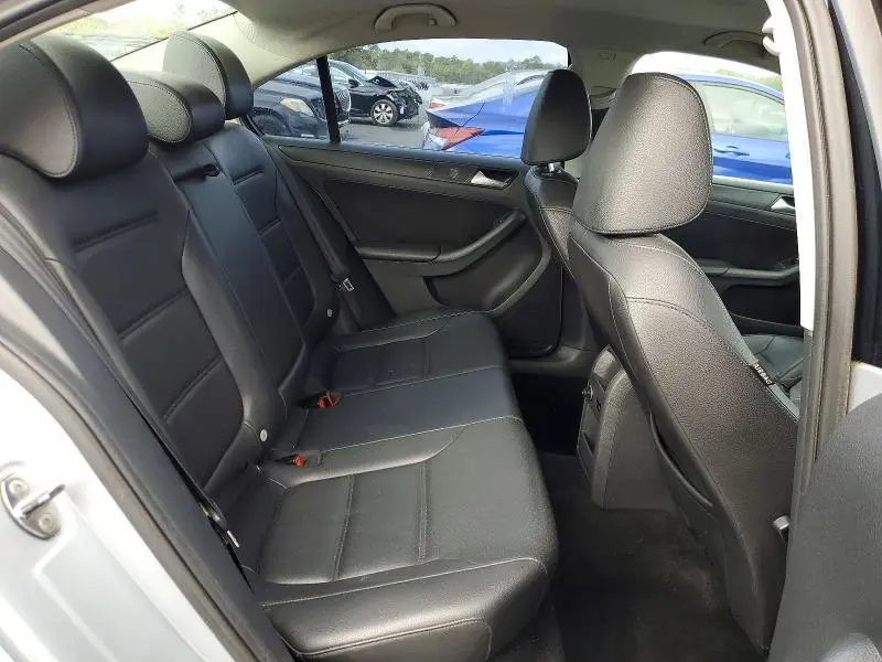 2014 VOLKSWAGEN JETTA SE  