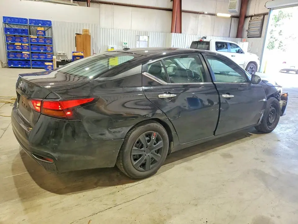 2020 NISSAN ALTIMA S  