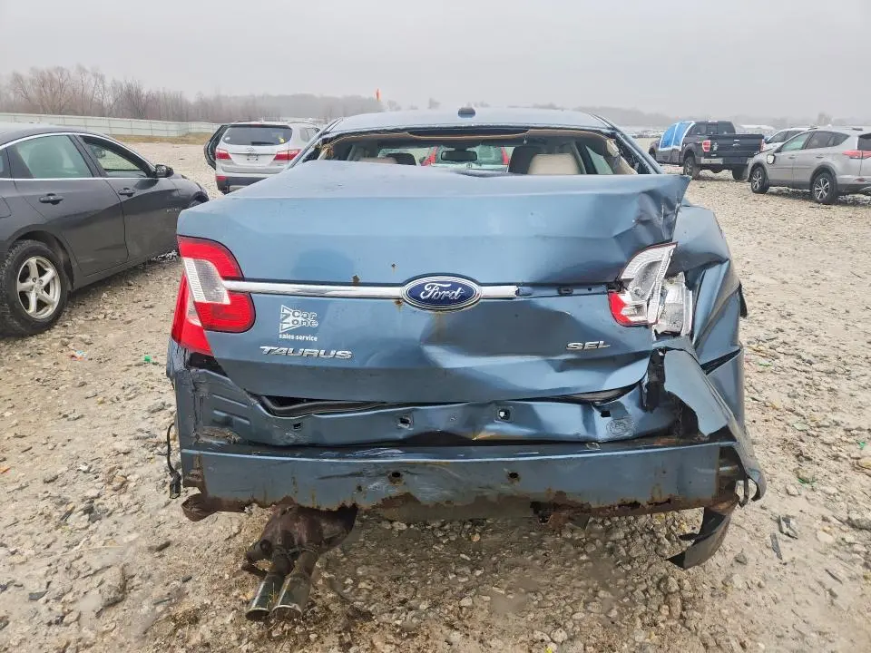 2010 FORD TAURUS SEL  