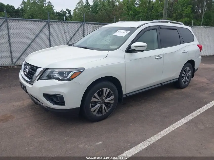 2019 NISSAN PATHFINDER SL