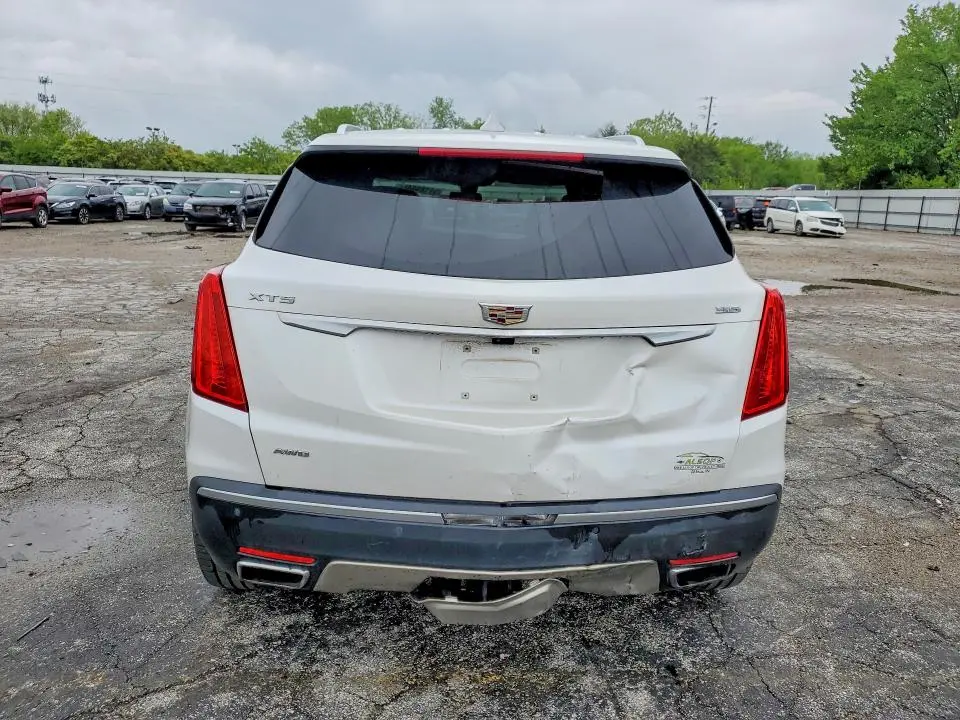 2017 CADILLAC XT5 PLATINUM  