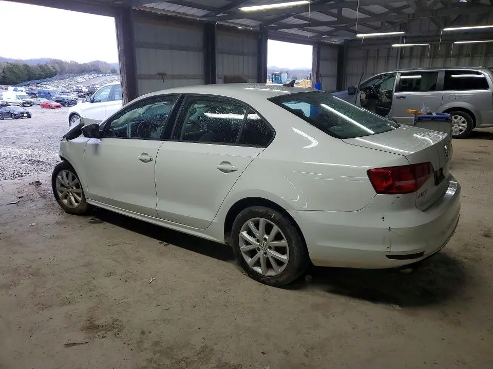 2015 VOLKSWAGEN JETTA SE  