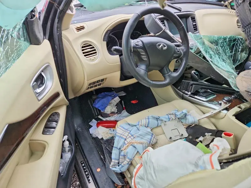 2020 INFINITI QX60 LUXE  