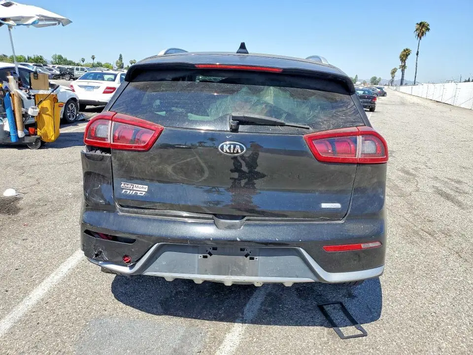 2017 KIA NIRO LX  