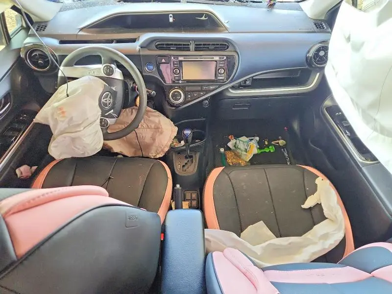 2015 TOYOTA PRIUS C THREE  
