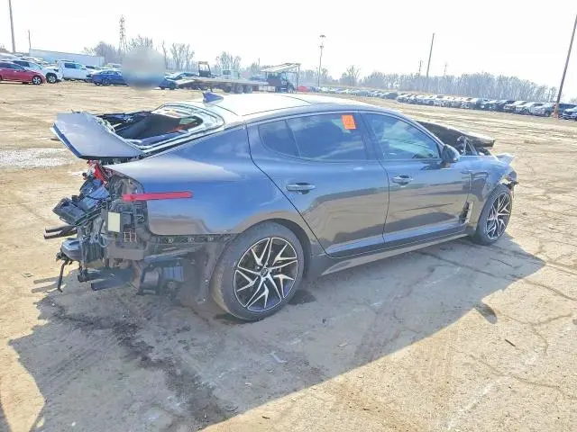 2023 KIA STINGER GT-LINE  
