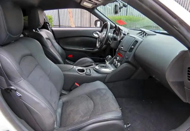2011 NISSAN 370Z BASE  