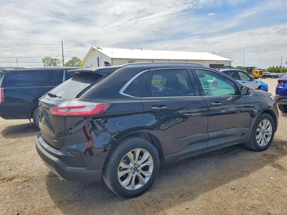 2021 FORD EDGE TITANIUM  