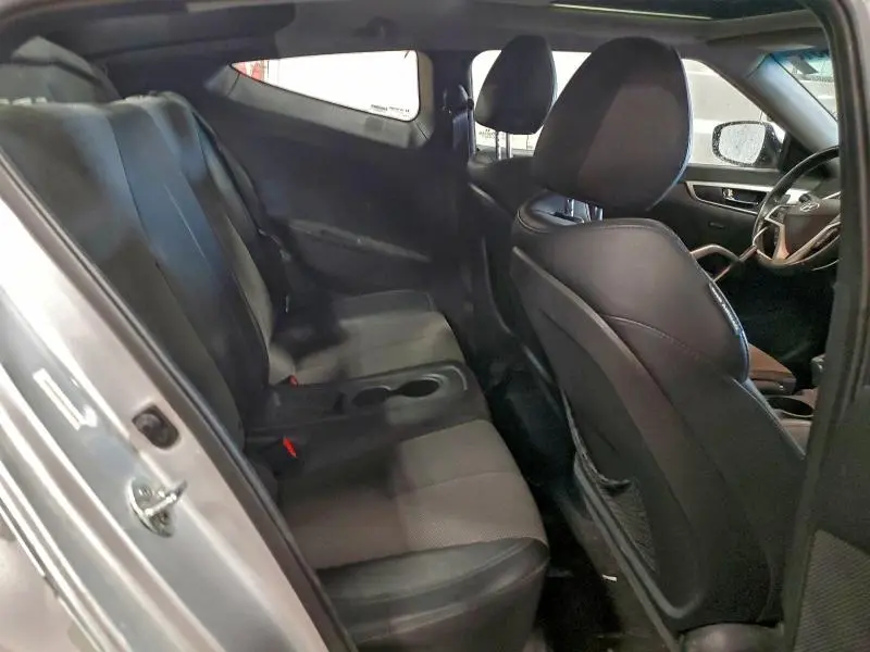 2013 HYUNDAI VELOSTER BASE  