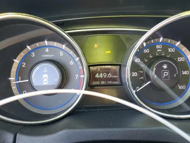 2012 HYUNDAI SONATA GLS  