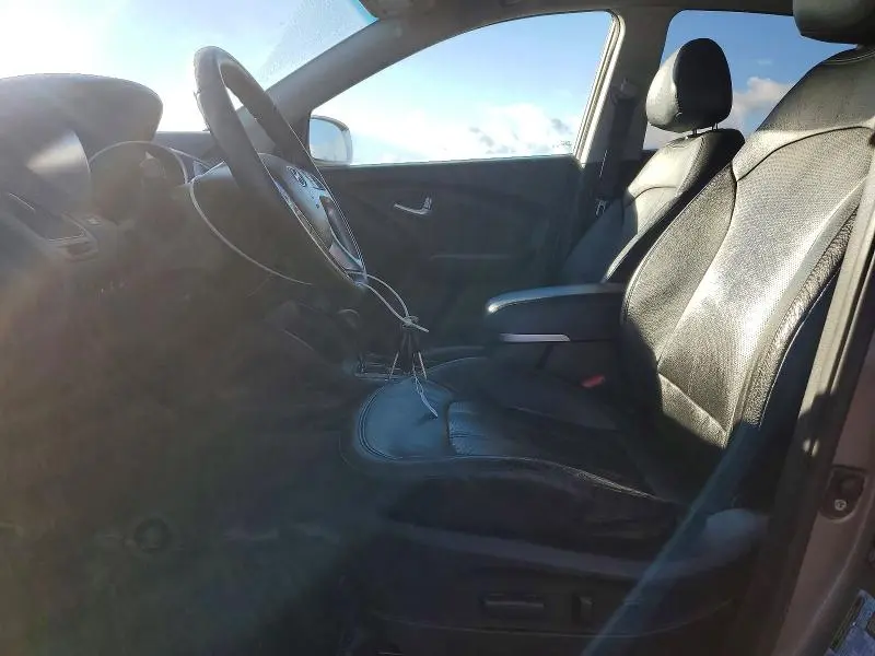 2012 HYUNDAI TUCSON GLS  