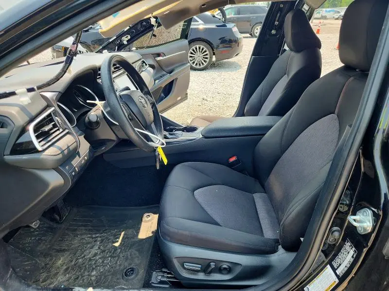 2018 TOYOTA CAMRY LE  