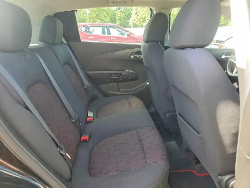 2018 CHEVROLET SONIC LT  