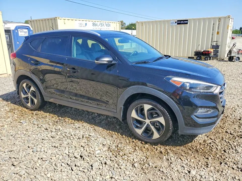 2016 HYUNDAI TUCSON SPORT  
