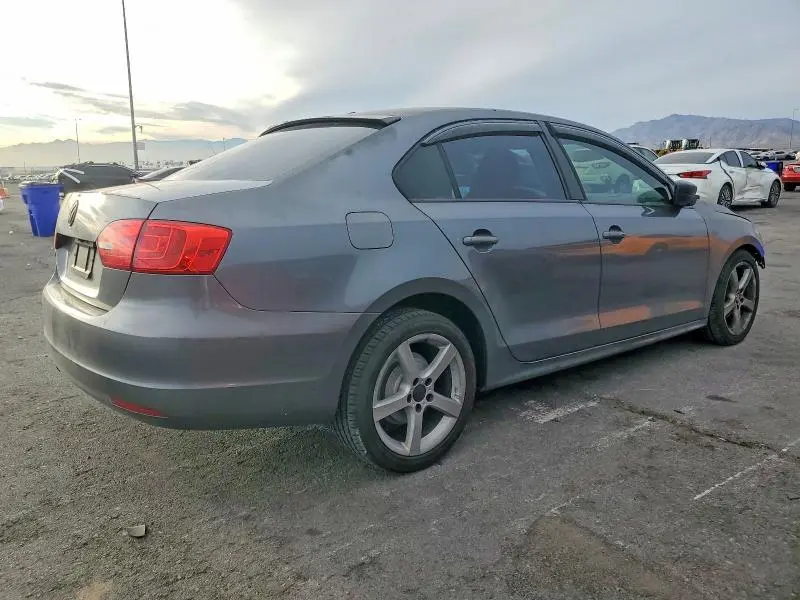 2012 VOLKSWAGEN JETTA BASE  