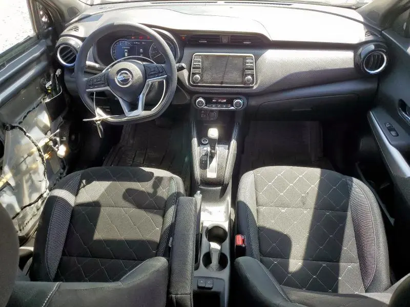 2018 NISSAN KICKS S  