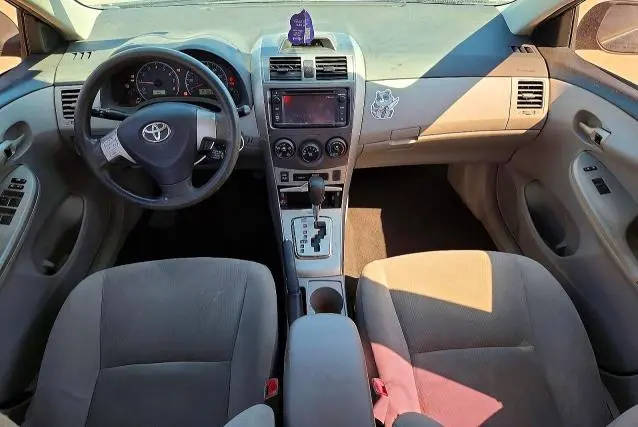 2013 TOYOTA COROLLA LE  