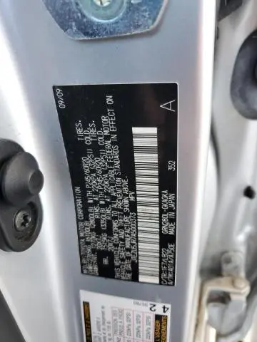 2010 TOYOTA 4RUNNER SR5  