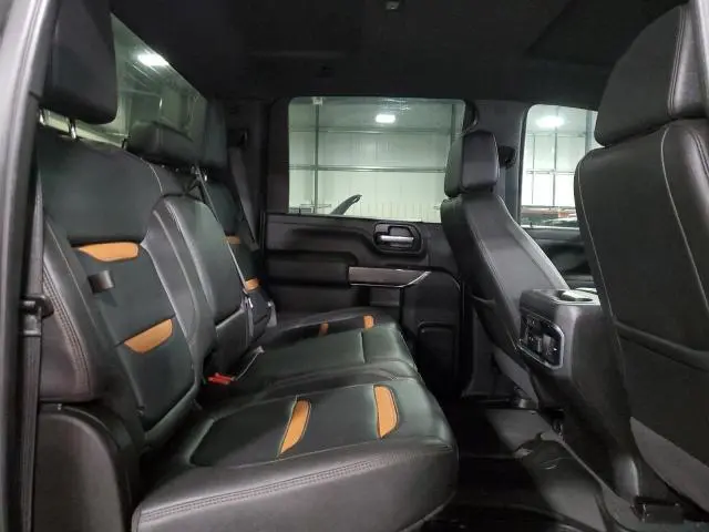 2022 GMC SIERRA K2500 AT4  