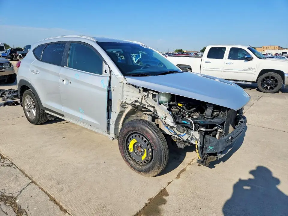 2018 HYUNDAI TUCSON SEL PLUS  