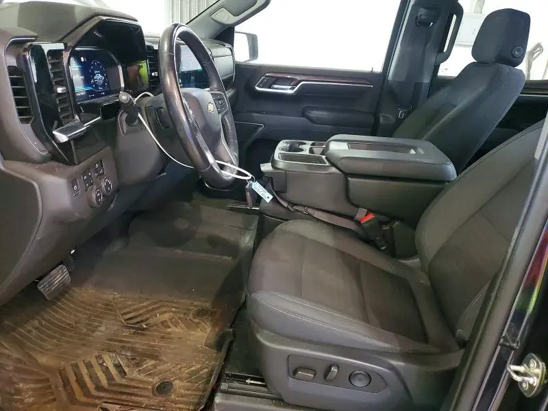 2022 CHEVROLET SILVERADO K1500 LT  