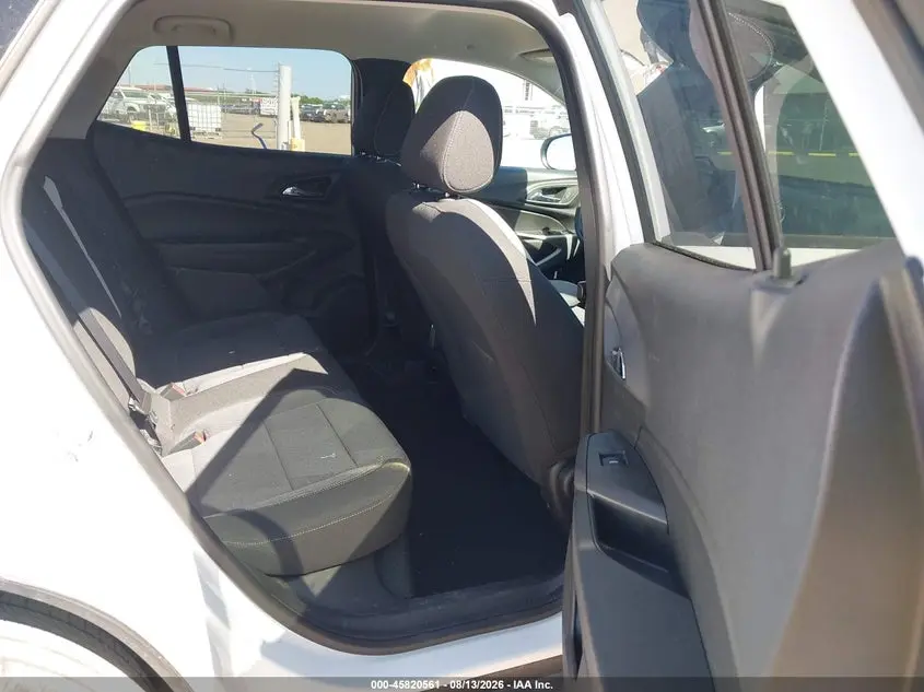 2025 CHEVROLET TRAX FWD LS