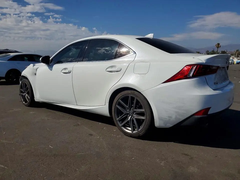 2016 LEXUS IS 200T  